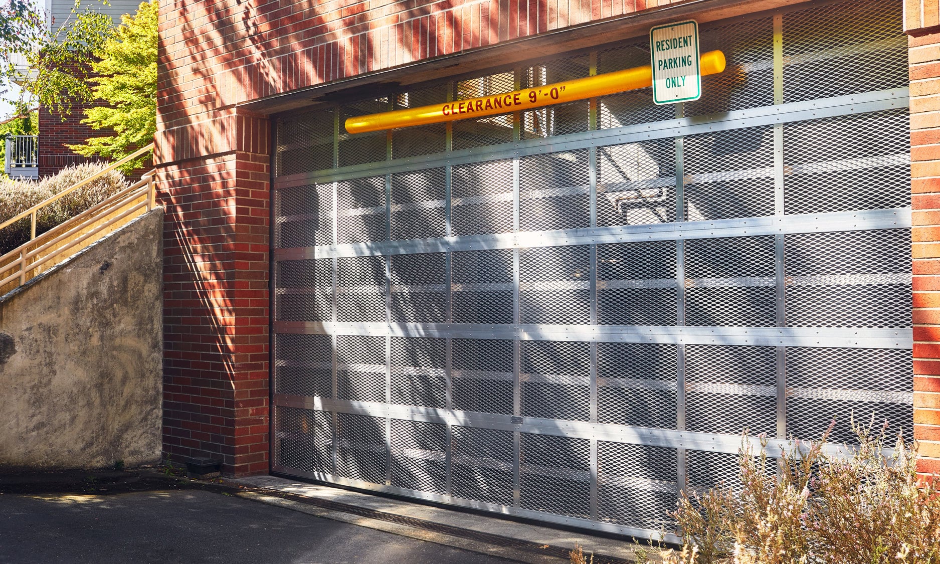 dds-aluminum-sectional-garage-2